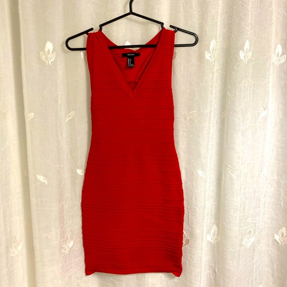 5 for $25! Forever 21 bandage dress with back cut out - Picture 1 of 3